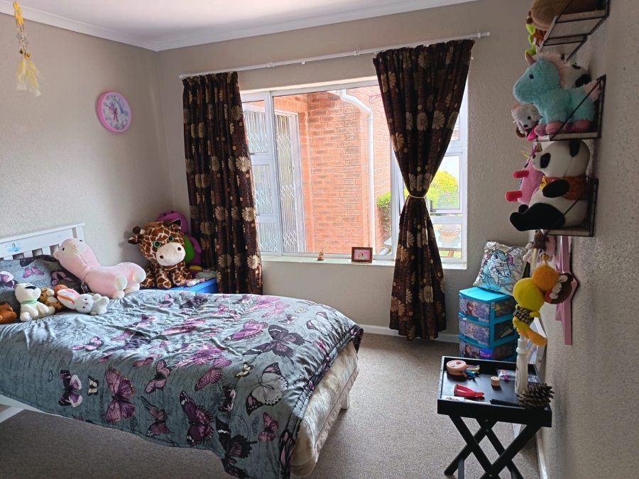 3 Bedroom Property for Sale in Summerstrand Eastern Cape